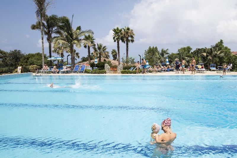 Hotel Calabrisella Calabria Eksteriør billede